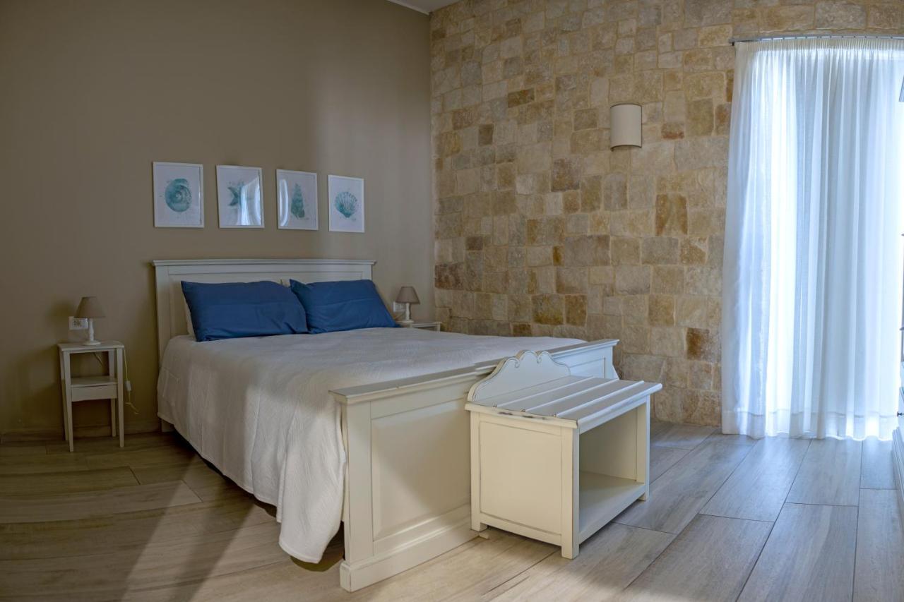 Torrelama Room & Breakfast Trani Zewnętrze zdjęcie