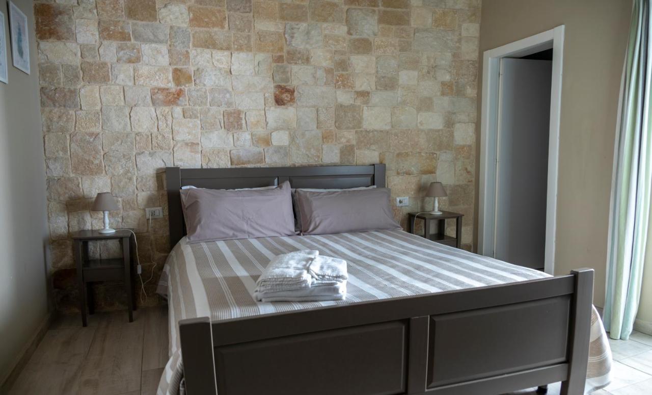 Torrelama Room & Breakfast Trani Zewnętrze zdjęcie